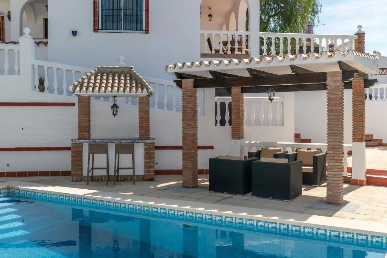 Villa Barranco Big Terrace, Private Pool & Parking Mijas