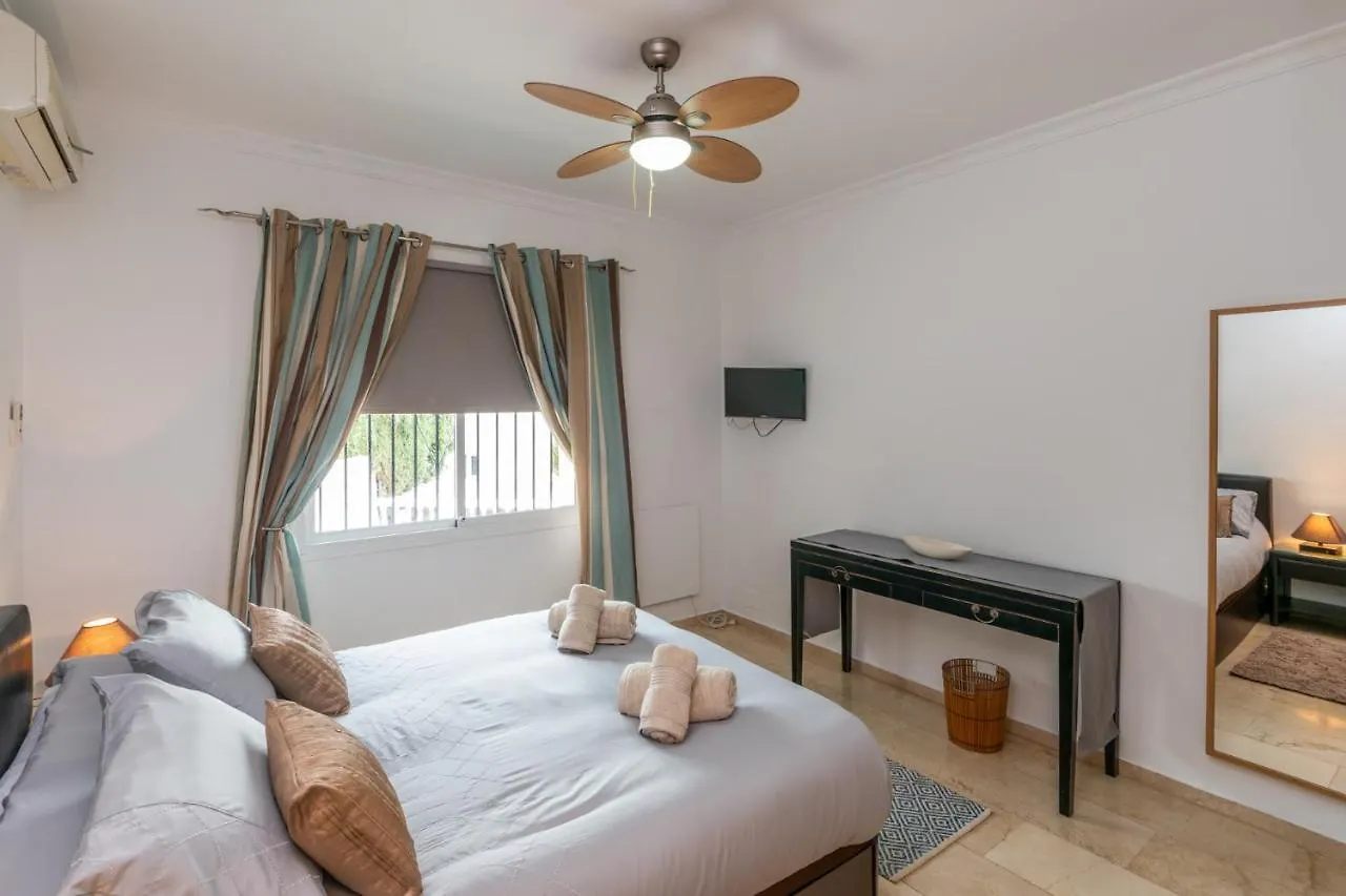 Villa Barranco Big Terrace, Private Pool & Parking Mijas